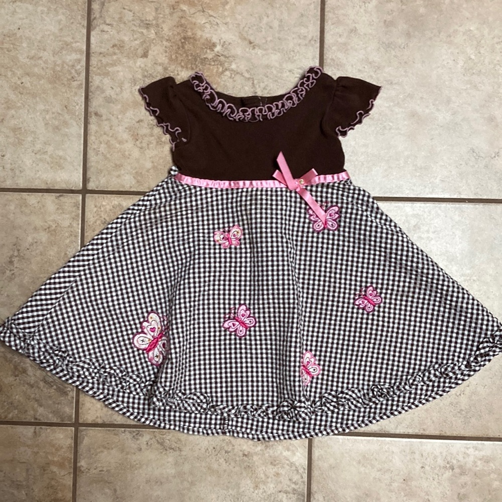 Toddler dress brown with butterflies and ruffled hem